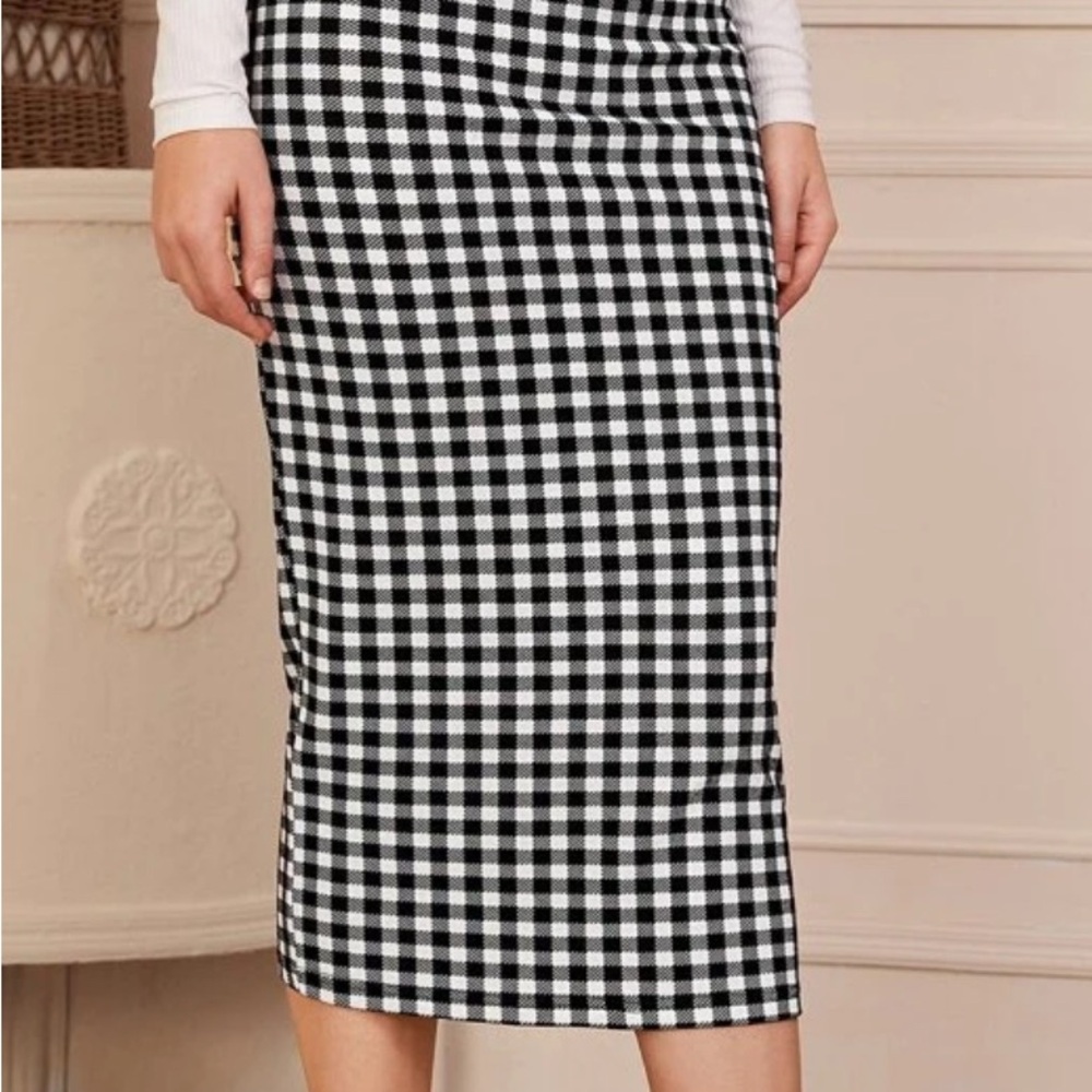 SHEIN Black and White Gingham Midi Skirt